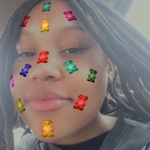 Meet your Posher, Maya